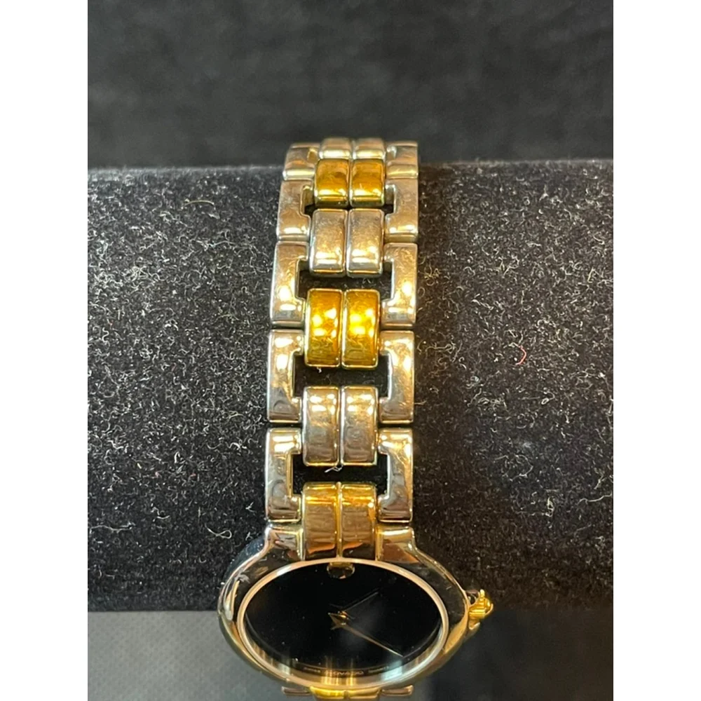 Movado this pre